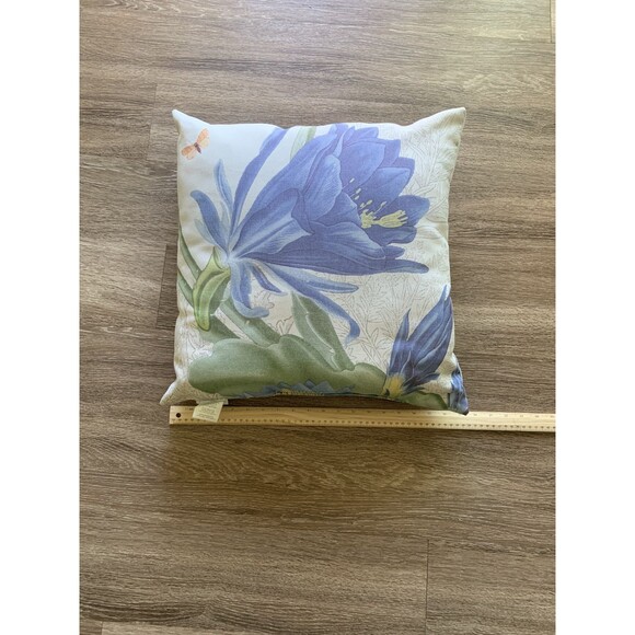 Pottery Barn Blue Blossom Botanical Flower Floral Pillow 18" X 18” Cottage Farm - Picture 1 of 5